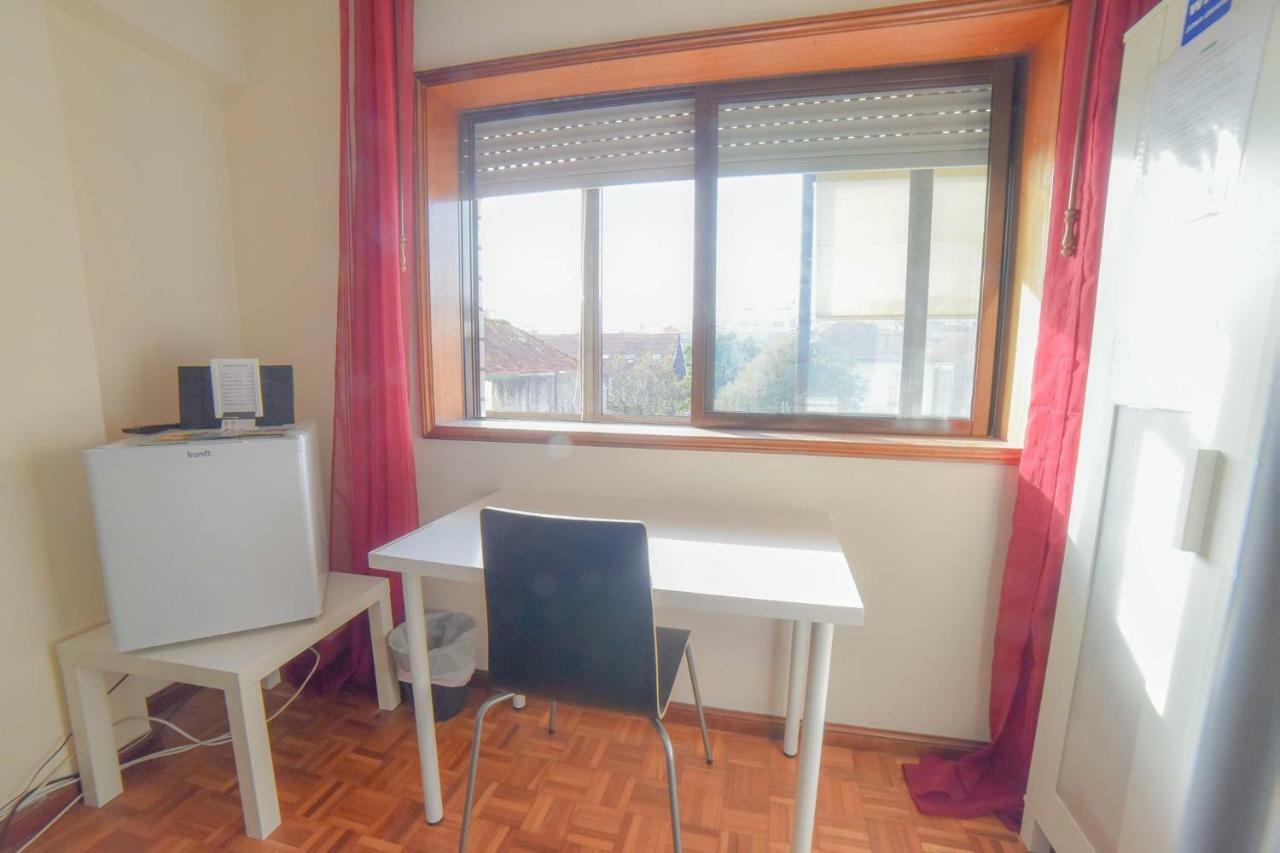 Quarto Com 4 Camas Порту Экстерьер фото